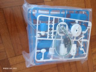 Juguetes solares 6 en 1