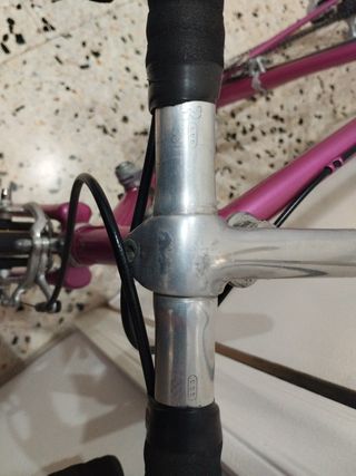 Bicicleta de carretera clásica – restaurada