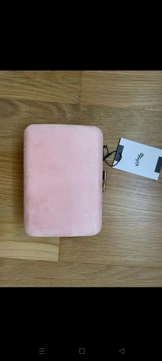 Clutch rosa nuevo con etiqueta