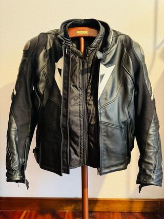 TRAJE DE MOTO DAINESE MISANO. Última rebaja