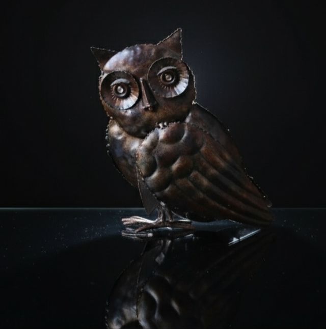 Búho bronce
