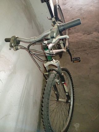 Bici Monty en perfecto estado 