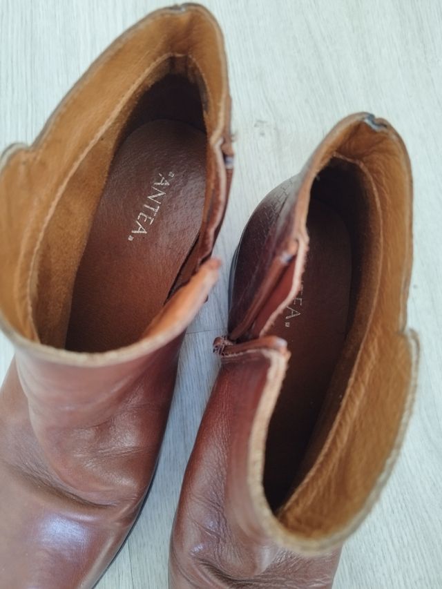 Botines de piel Antea