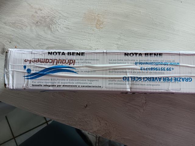 Staffa per motore condizionatore