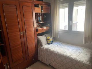 Cama abatible y mueble modular estilo barco 