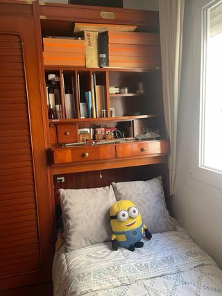Cama abatible y mueble modular estilo barco 