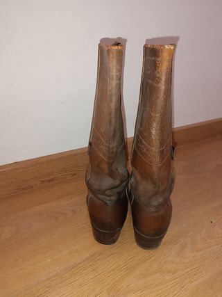 Botas camperas Valverde del camino 