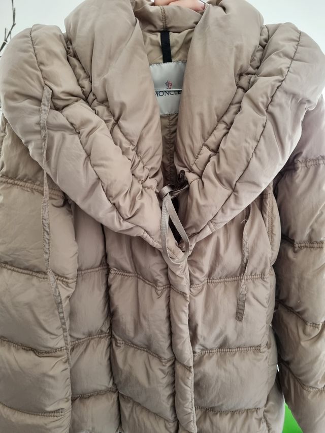Piumino Moncler vintage beige donna