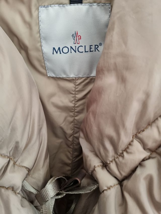 Piumino Moncler vintage beige donna