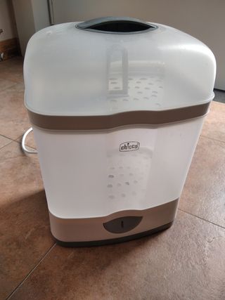 ESTERILIZADOR BIBERÓN CHICCO 12 EUROS.