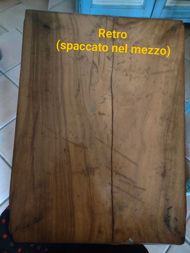 Pregiatissima Copertina intarsiata