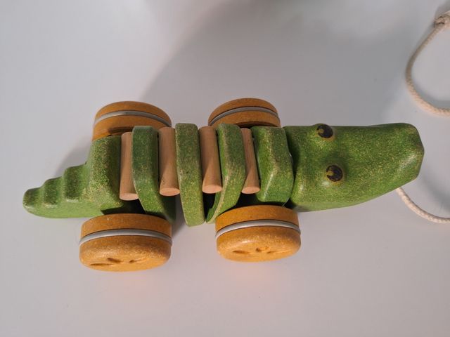 Cocodrilo PlanToys arrastre 5609
