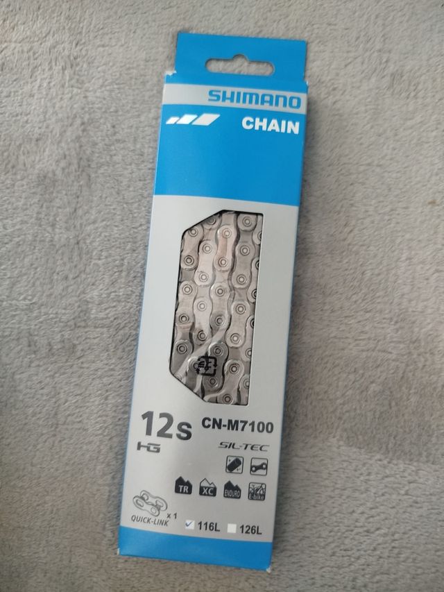 Cadena bici Shimano nueva