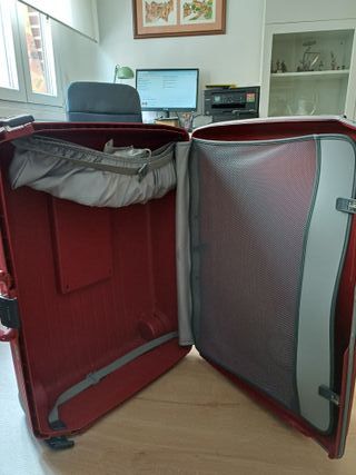 MALETA SAMSONITE DE PLATICO DURO