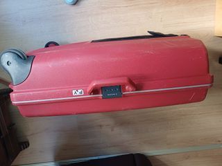MALETA SAMSONITE DE PLATICO DURO