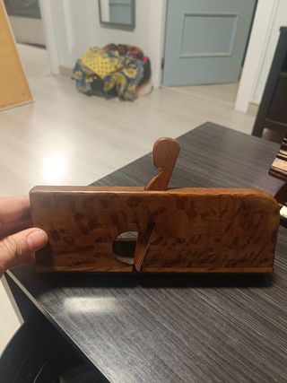 Cepillo carpintero antiguo