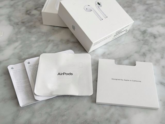 Caja Airpods 2 Gen