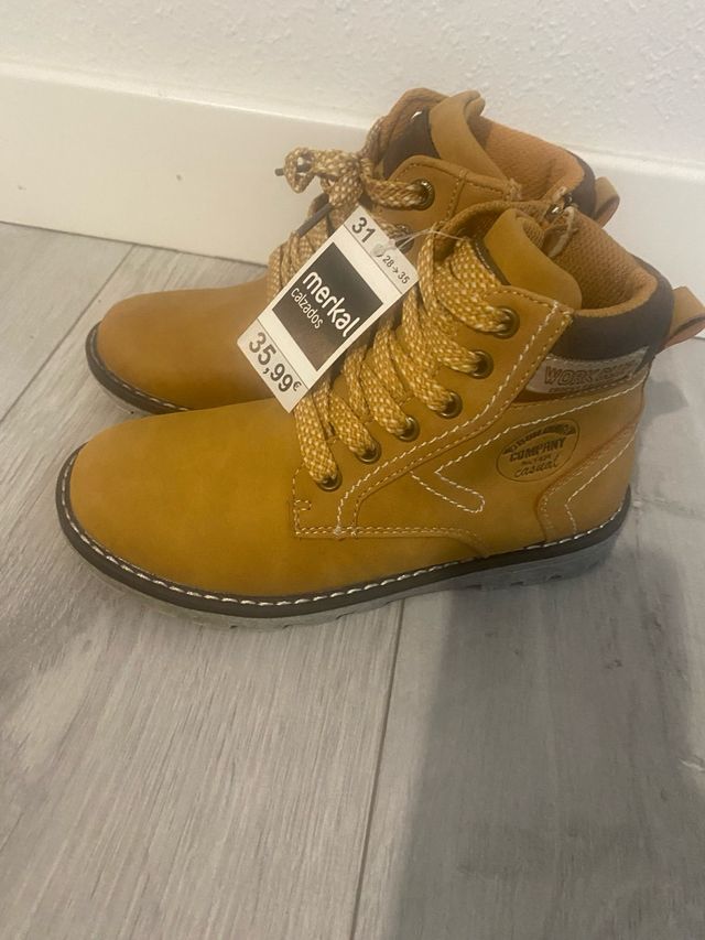 Botas niño Merkal talla 31