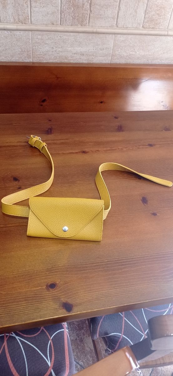 Vendo bolso monedero para móvil de piel