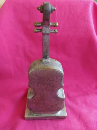Sujeta libros violín resina 21 cms macizo