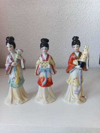 Bambole cinesi in porcellana, anno 1951