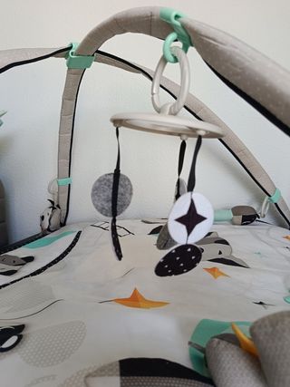 Gimnasio de juegos bebé