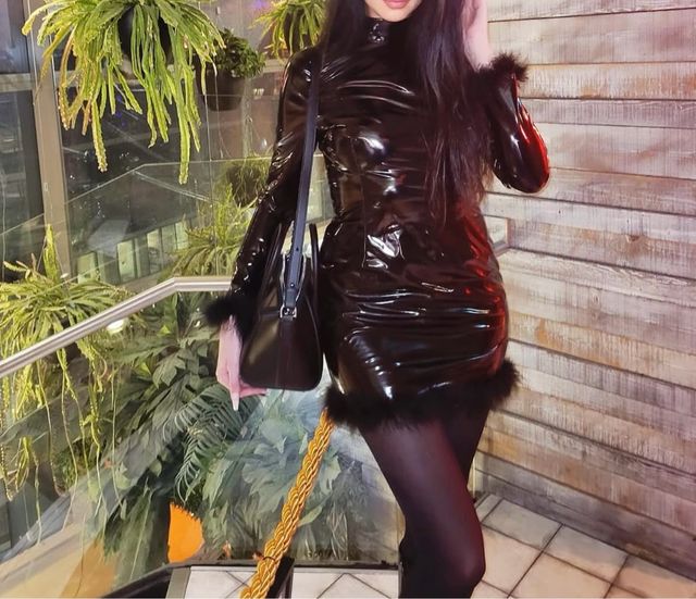 Vestito PVC nero piume Shein