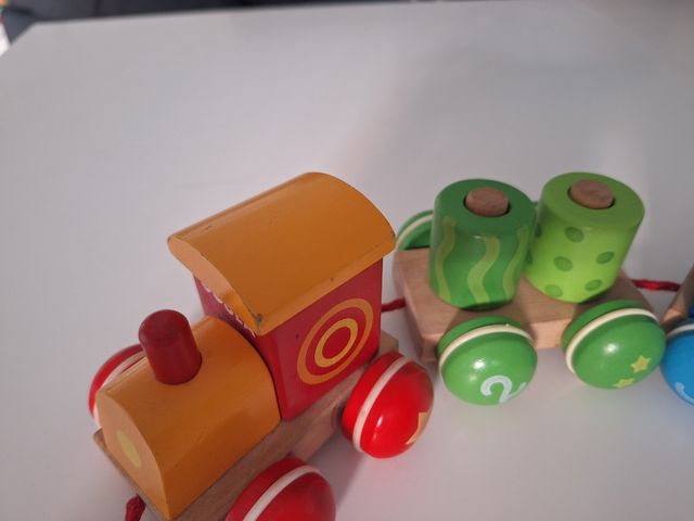 Tren de madera Goula - Números y Colores