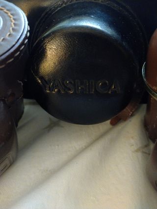 Cámaras antiguas YASHICA & WERLISA & FOWELL
