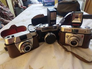 Cámaras antiguas YASHICA & WERLISA & FOWELL