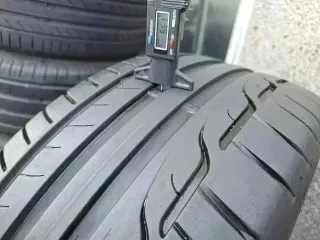 235 40 R19 96Y Dunlop - 1 neumático +85%