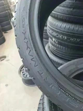 235 40 R19 96Y Dunlop - 1 neumático +85%
