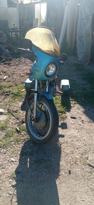 Moto Ducati road 250