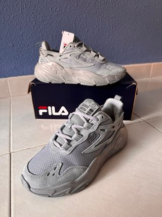 NUEVO Fila zapatillas deportivas Num 38.5