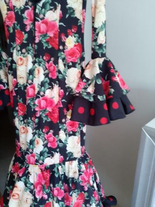 Traje Gitana rojo, negro y rosa  - Talla 38. 
