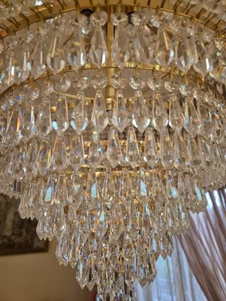 Lampadario in Cristallo Swarovski – Eleganza senza