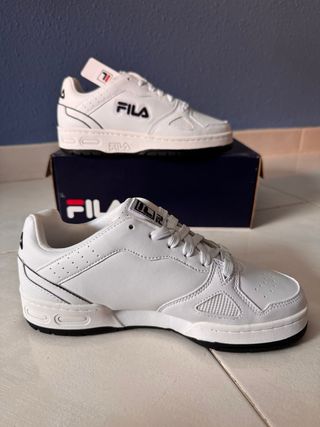 NUEVO Fila zapatillas deportivas Num 39