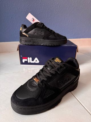 NUEVO Fila zapatillas deportivas Num 38.5