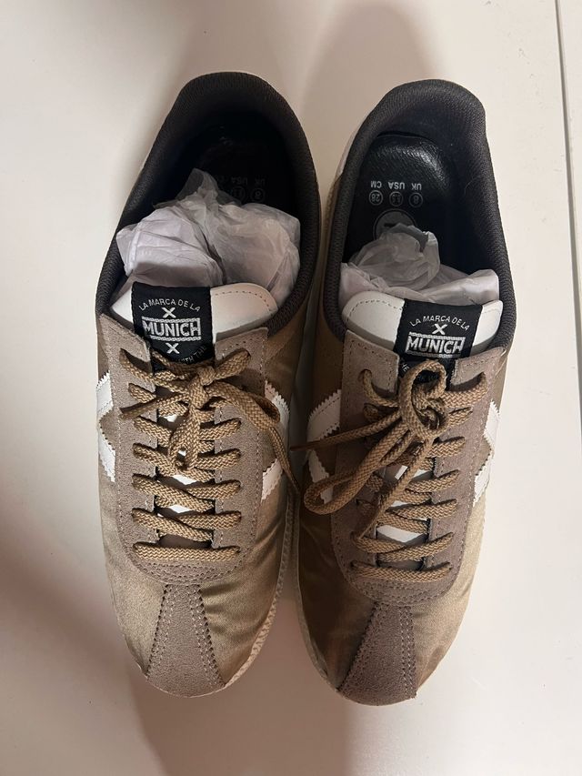 ZAPATILLAS MUNICH HOMBRE COLOR CHAMPANY TALLA 42