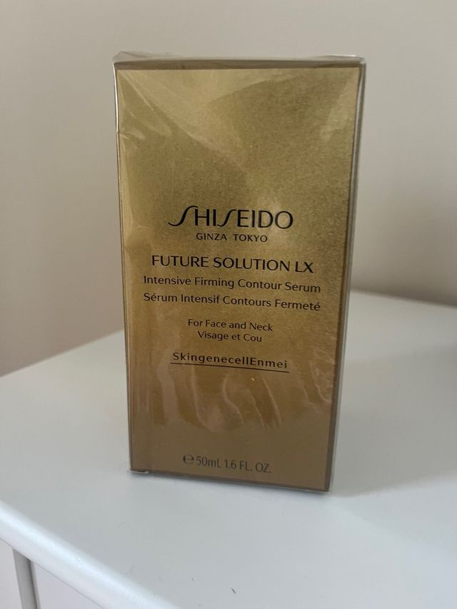 Shiseido Future Solucion LX Serum rostro,cuello.
