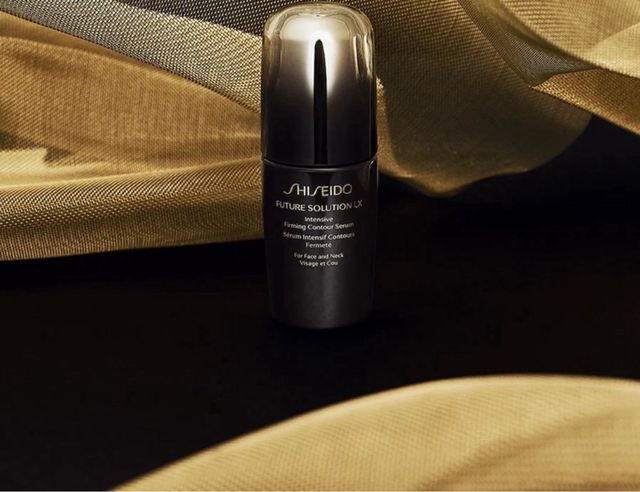 Shiseido Future Solucion LX Serum rostro,cuello.