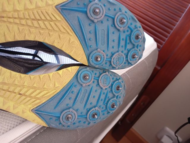 Zapatillas atletismo de clavos , Kalenji