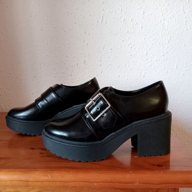 Mocasines tacón ancho mujer
