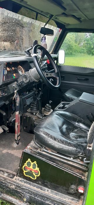 Land Rover Defender 1989
