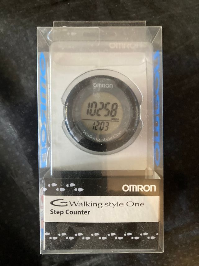 OMRON STEP COUNTER