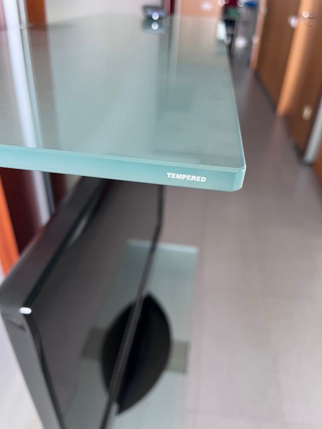 Estanteria y mesa Cattelan Italia