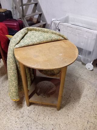 Mesa camilla antigua+ hueco para brasero + 2 silla