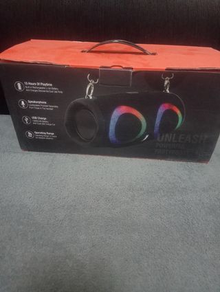 Altavoz portátil nuevo