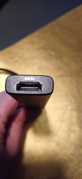 Adaptador multipuerto UGREEN