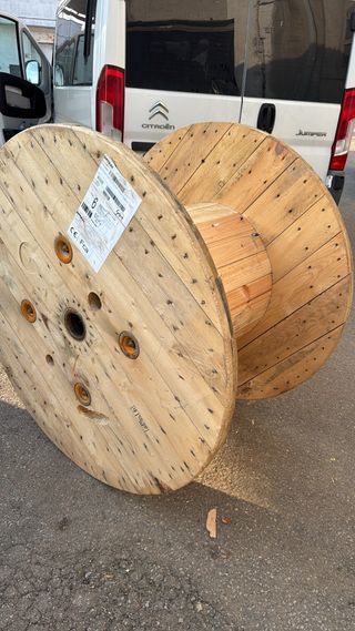 MESAS BOBINAS CARRETE MADERA CABLE CHILLPALET